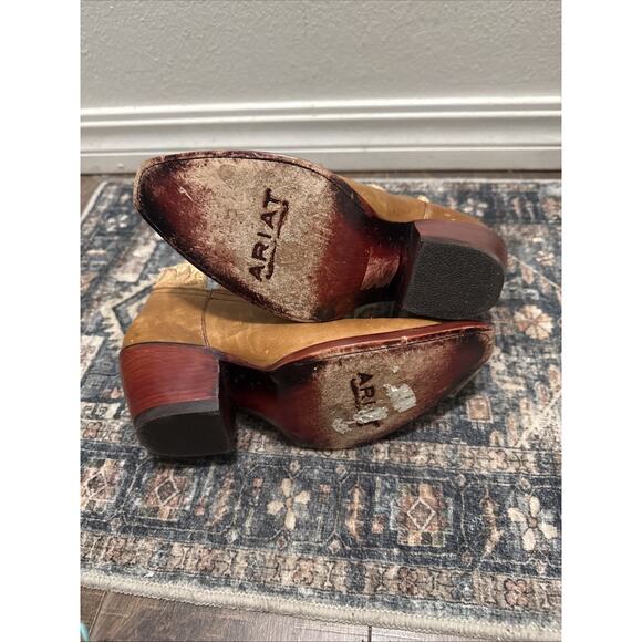 ARIAT Hazel Western Boot WOMENS 7.5B 38 Booties Heels Cowboy - Picture 7 of 7